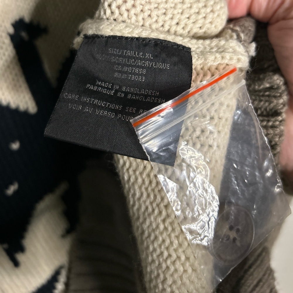 Knit cardigan - Picture 12 of 13